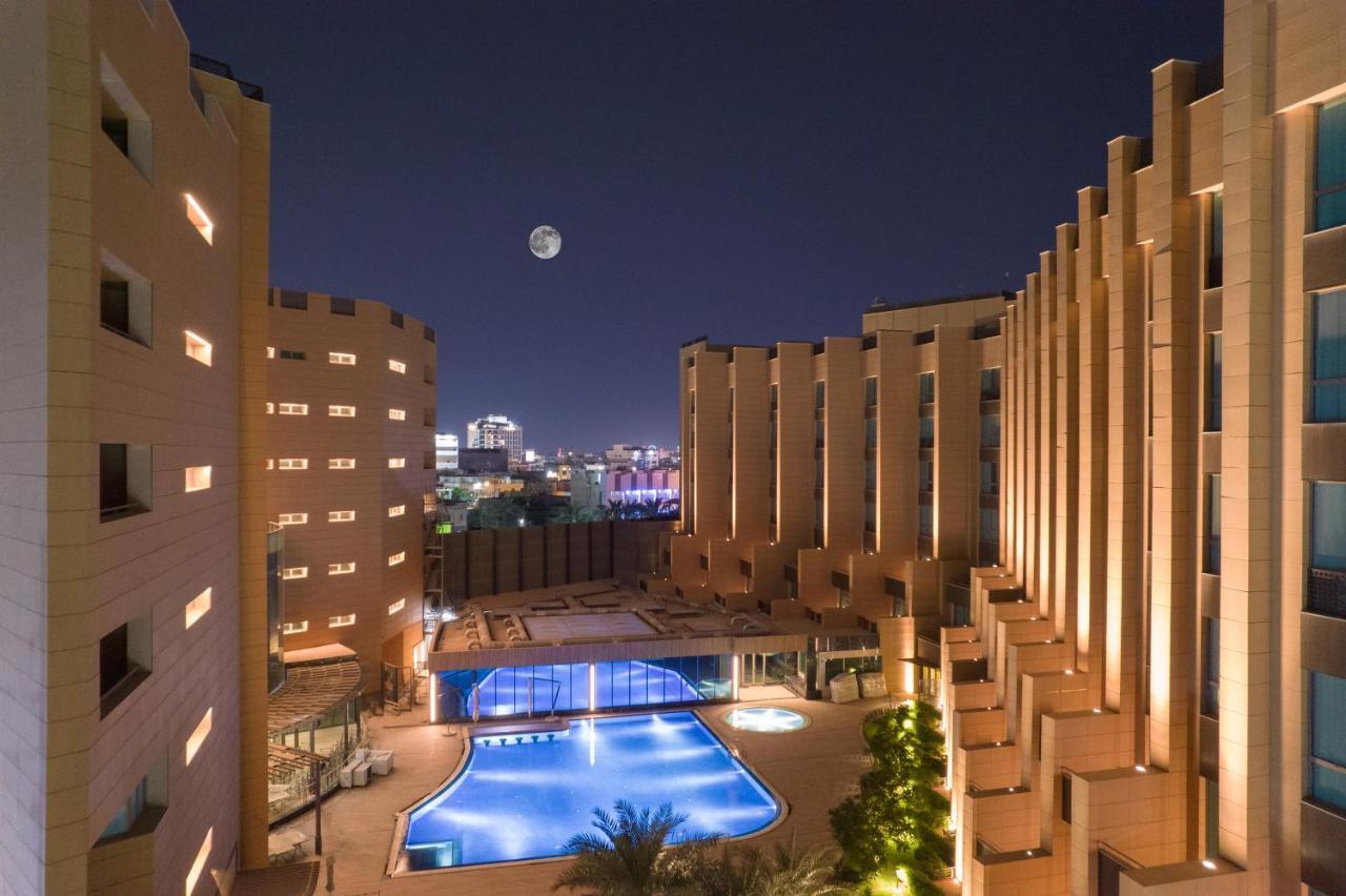 Grand Millennium Al Seef Basra 외부 사진