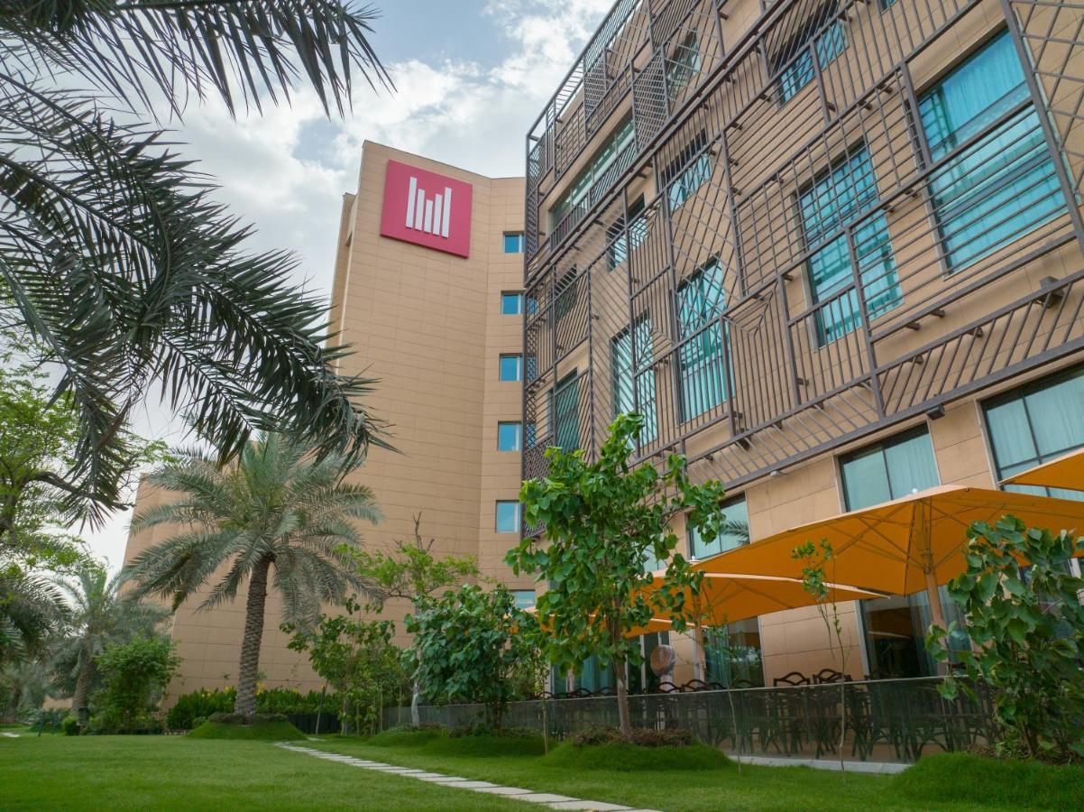 Grand Millennium Al Seef Basra 외부 사진