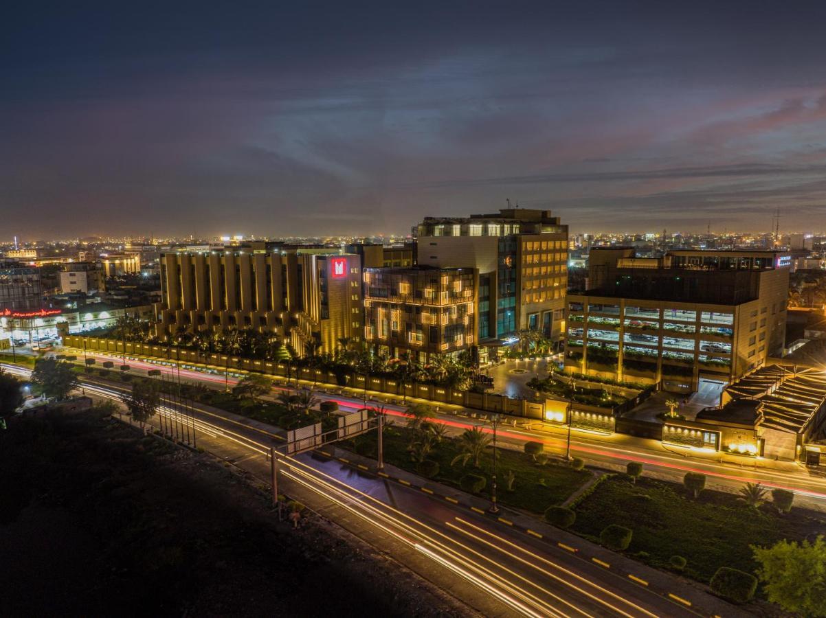Grand Millennium Al Seef Basra 외부 사진