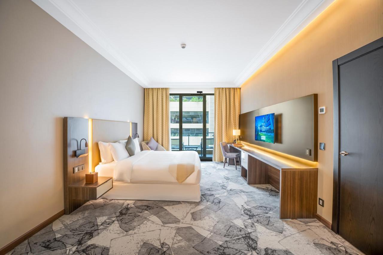 Grand Millennium Al Seef Basra 외부 사진